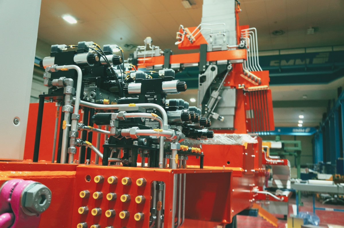 smm welding lines machining systems